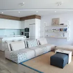 Apartamento Limani Deluxe 3 *