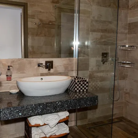 Limani Deluxe 3 Apartment Sarande