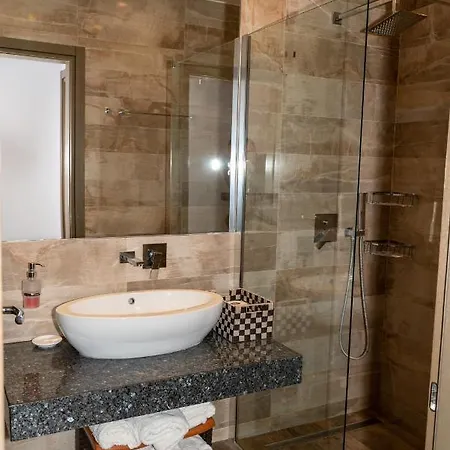 Limani Deluxe 3 Apartament *