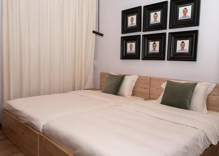 Limani Deluxe 3 Sarandë