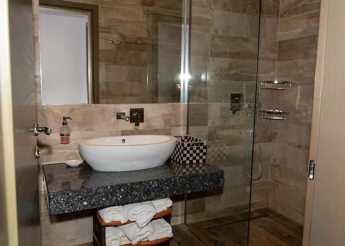 Limani Deluxe 3 公寓 Sarandë