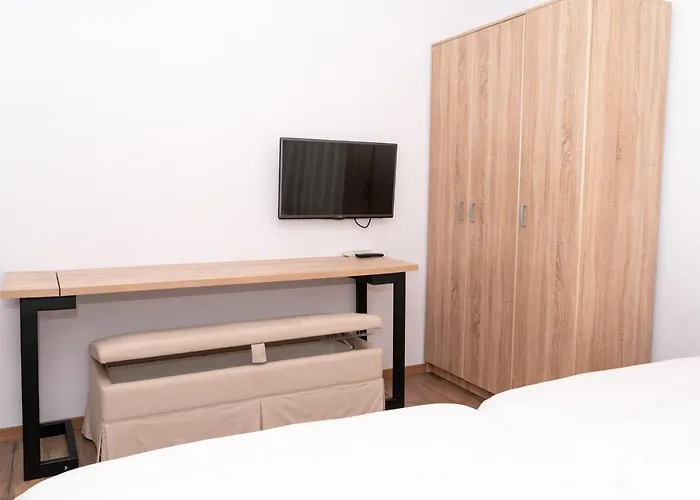 公寓 Limani Deluxe 3 *